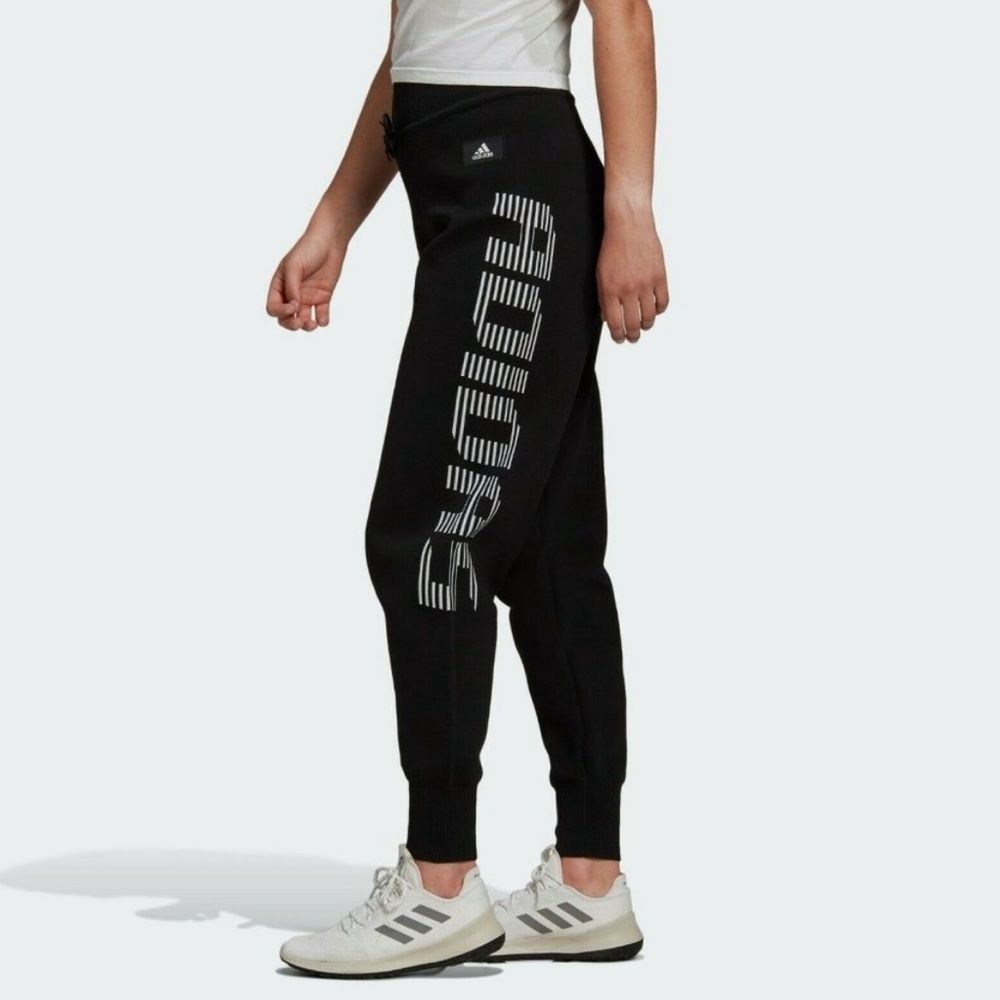 Adidas Women’s Black Urban Knit Logo Track Pants FS2401 Size Medium NWT
